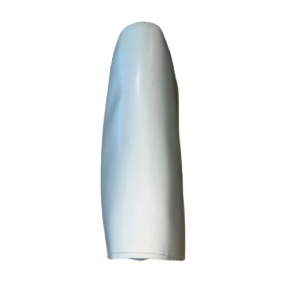 Dior Clutch Cosmetic Amenity Bag, Light Gray, Snap Closure - Picture 6 of 10